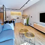Laguna Ogrody Pieniawskie 18 Sapphire Vip Z Tarasem