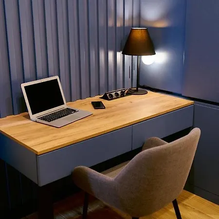 Laguna Ogrody Pieniawskie 18 Sapphire Vip Z Tarasem Apartmán *