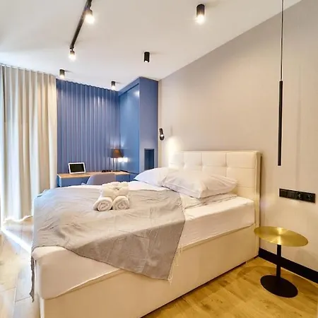 Laguna Ogrody Pieniawskie 18 Sapphire Vip Z Tarasem *