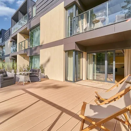 Laguna Ogrody Pieniawskie 18 Sapphire Vip Z Tarasem Apartmán *